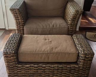 Lovely Wicker Chair with Ottoman