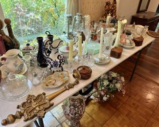 Various Decorative Items