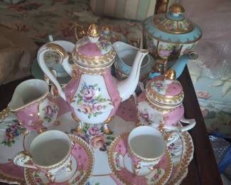 many different tea sets