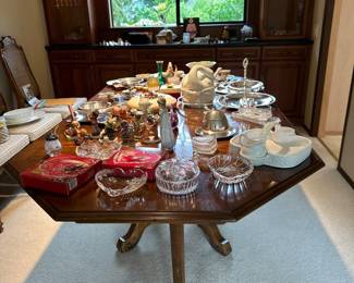 Drexel dining table set