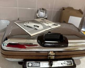 General Electric waffle maker
