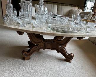 Crystal collection & oval coffee table