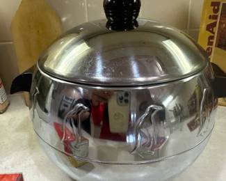 Hot Cold penguin holder