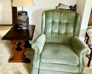 Vintage side table, wagon wheel lamp, reclining chair