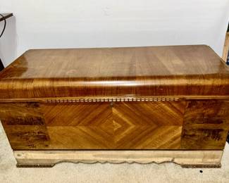 Vintage Waterfall Lane cedar chest (needs veneer on bottom of piece)