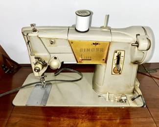 Singer sewing machine (close-up view)