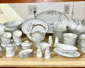 Noritake China dinner, 5791 Bambina pattern, Japan