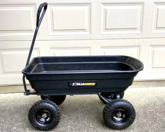 GRLI203 Gorilla Poly Dump Cart Made by Gorilla Carts, model# GOR4PS. Does have a front lever to pull out to use the dump function.&nbsp;
