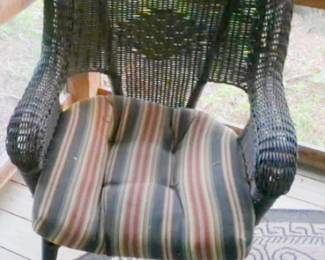 WICKER CHAIR