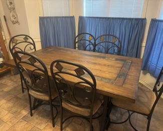 Kitchen Table and 6 Chairs