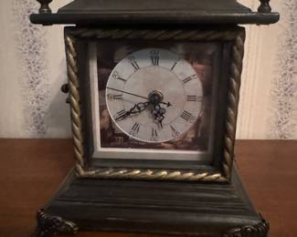 Mantle Clock