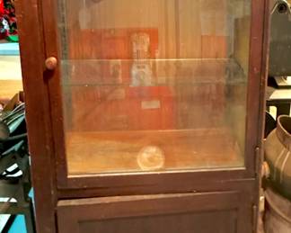 Vintage Bookcase/Cabinet