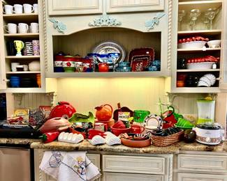 MEXICAN HACIENDA AREA IN THE KITCHEN.