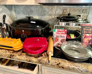 BABYCAKES PANCAKE GRIDDLE.