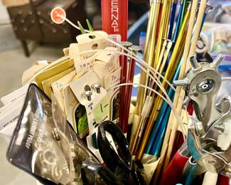 KNITTING NEEDLES.