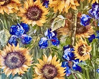 LOVE THE SUNFLOWERS.