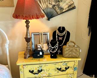 PAIR OF YELLOW PAINTED NIGHTSTANDS.