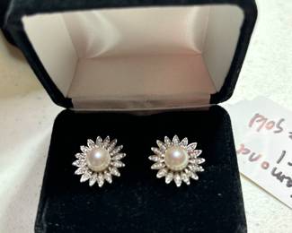 14k Yellow gold, diamond and pearl earrings.