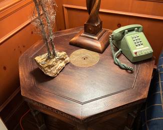 ROMWEBER TABLE TOP DETAIL