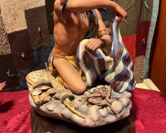 SCULPTURE DEPICTING AMERICAN INDIAN