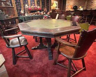 SPECTACULAR ROMWEBER POKER TABLE WITH HIDDEN/REVERSIBLE POKER CHIP RACKS