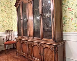 LIGHTED CHINA CABINET