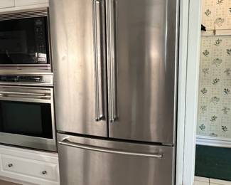 KITCHENAID COUNTER DEPTH FRENCH DOOR REFRIGERATOR -bought new within the last year! (model KRFC300ESS)