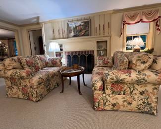 CLASSY AND COMFORTABLE