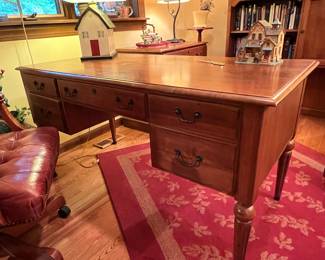 Ethan Allen desk