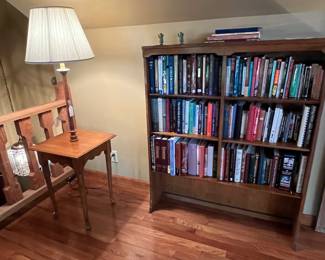 ETHAN ALLEN LAMPTABLE, BOOKSHELVES and books