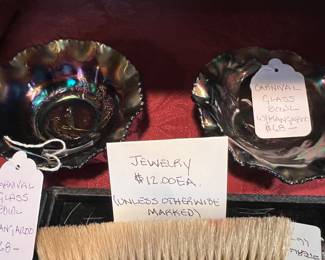 Two pieces of carnival glass in the rare Kangaroo pattern