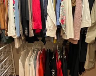 Women's clothing size 14-16