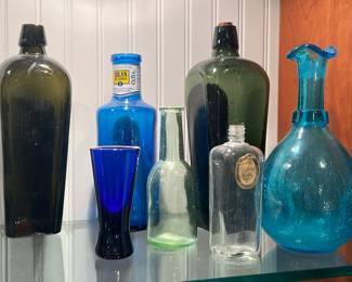 Assorted early glass