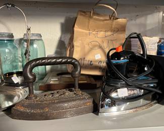 ANTIQUES AND VINTAGE