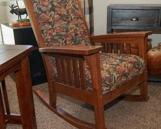 Mission style rocker