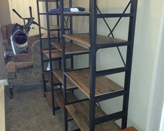 Shelving unit