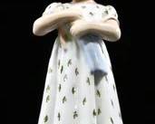 VINTAGE BING & GRONDAHL FIGURINE