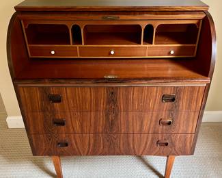 Egon Ostergaard, Sweden