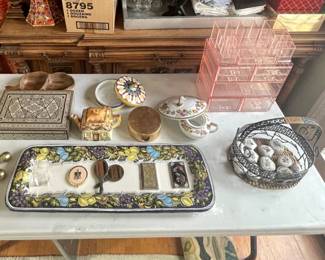 Collectibles and Decor, Glass, Ceramics