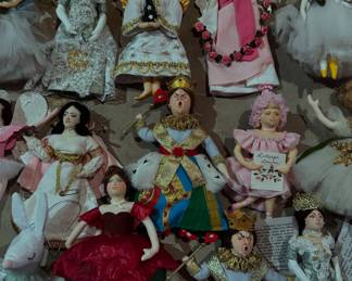 Gladys Boalt Christmas Decorations.