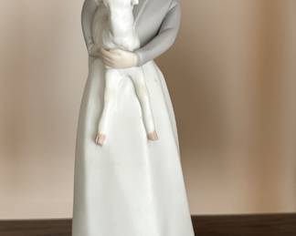 LLadro Girl with Lamb. Photo 1 of 2.
