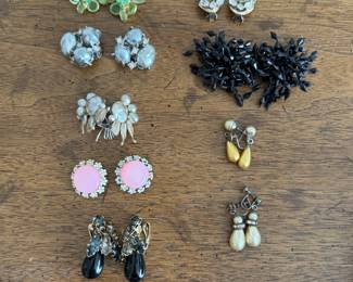 Jewelry Sample - TONS is an Understatement! Photo 10 of 23.