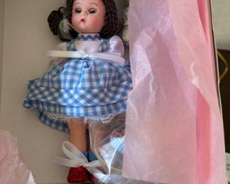 Vintage Madame Alexandra Dorothy Doll.