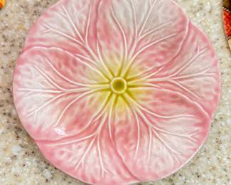 Judith Knight Bloom 5.5 Petite Plate. Photo 1 of 2.