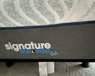 Signature Bob Pedic Gel Queen Bed with Frame. Photo 2 of 2.