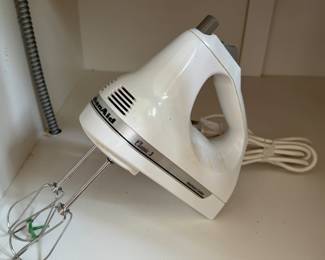 Kitchenaid Hand Mixer.