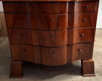 Antique Walnut Chest of Drawers.