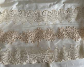 Vintage Size 2 Silk Wedding Gown. Photo 3 of 4.