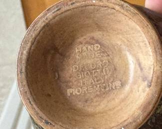 Italian Ceramica Florentine Decoro Giotto Tea Service. Set Includes: Tea Pot, Cream & Sugar, Set of 6 Tea Cups & Sauces. Photo 3 of 3.