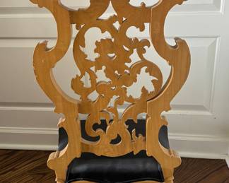 Vintage Ornate Louis XV-Style "Prie Dieu" Prayer Chair. Photo 2 of 2.